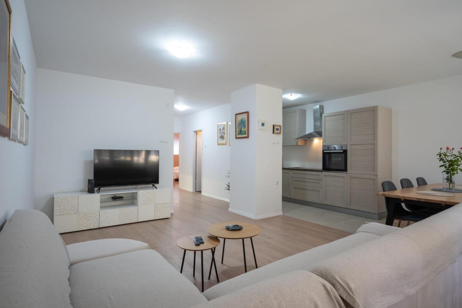 Apartman Mirjana Appartement Split Buitenkant foto