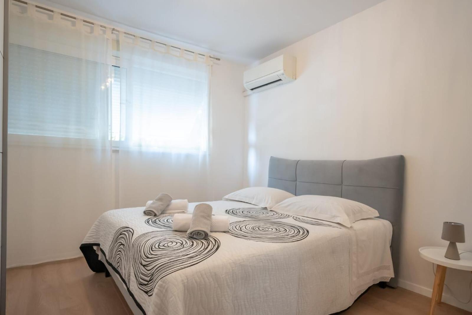 Apartman Mirjana Appartement Split Buitenkant foto